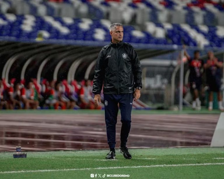 rodrigo santana técnico do remo