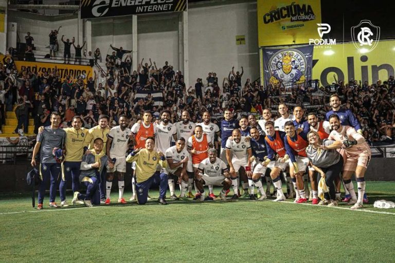 time do remo e a torcida em criciuma